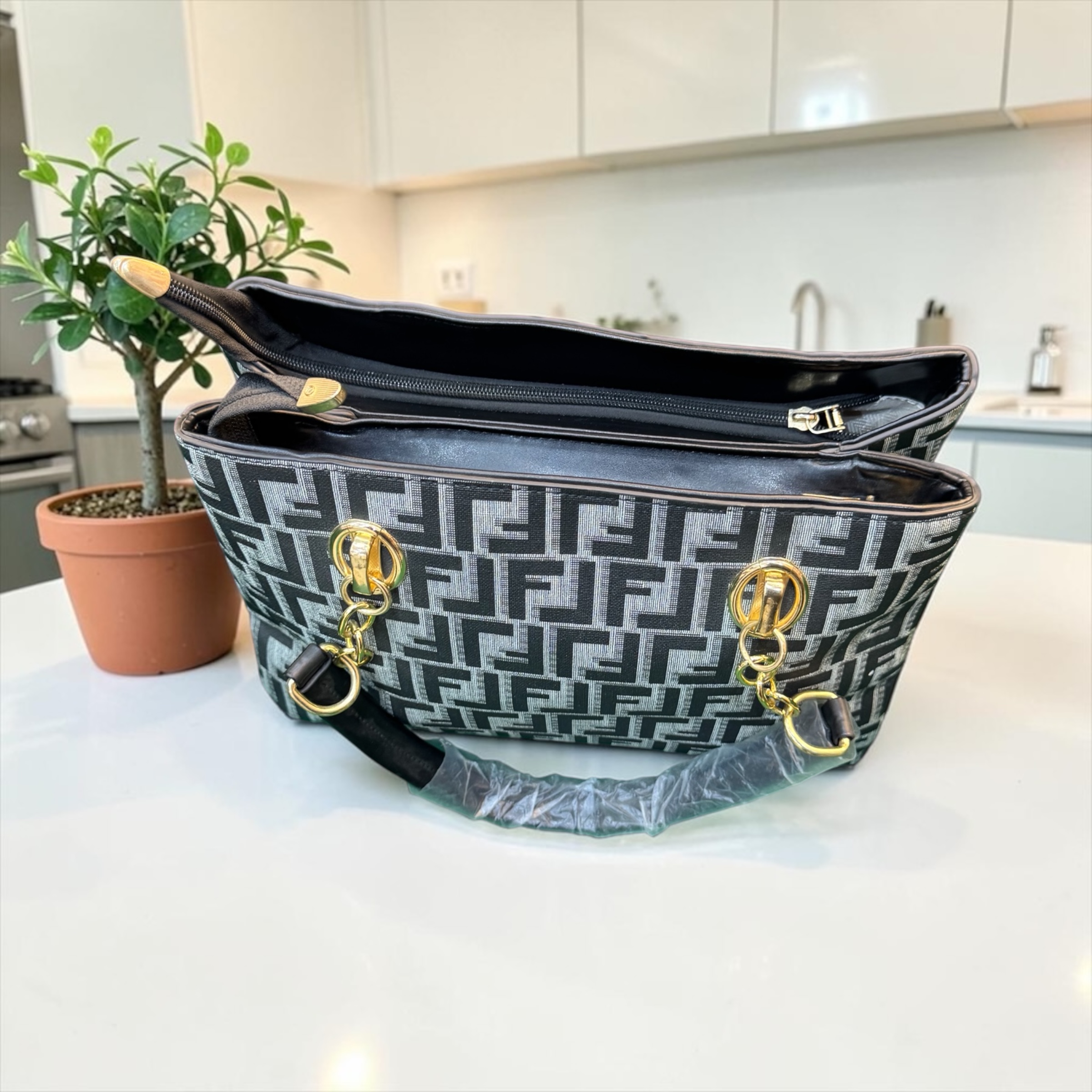 Classic Gold Chain Purse