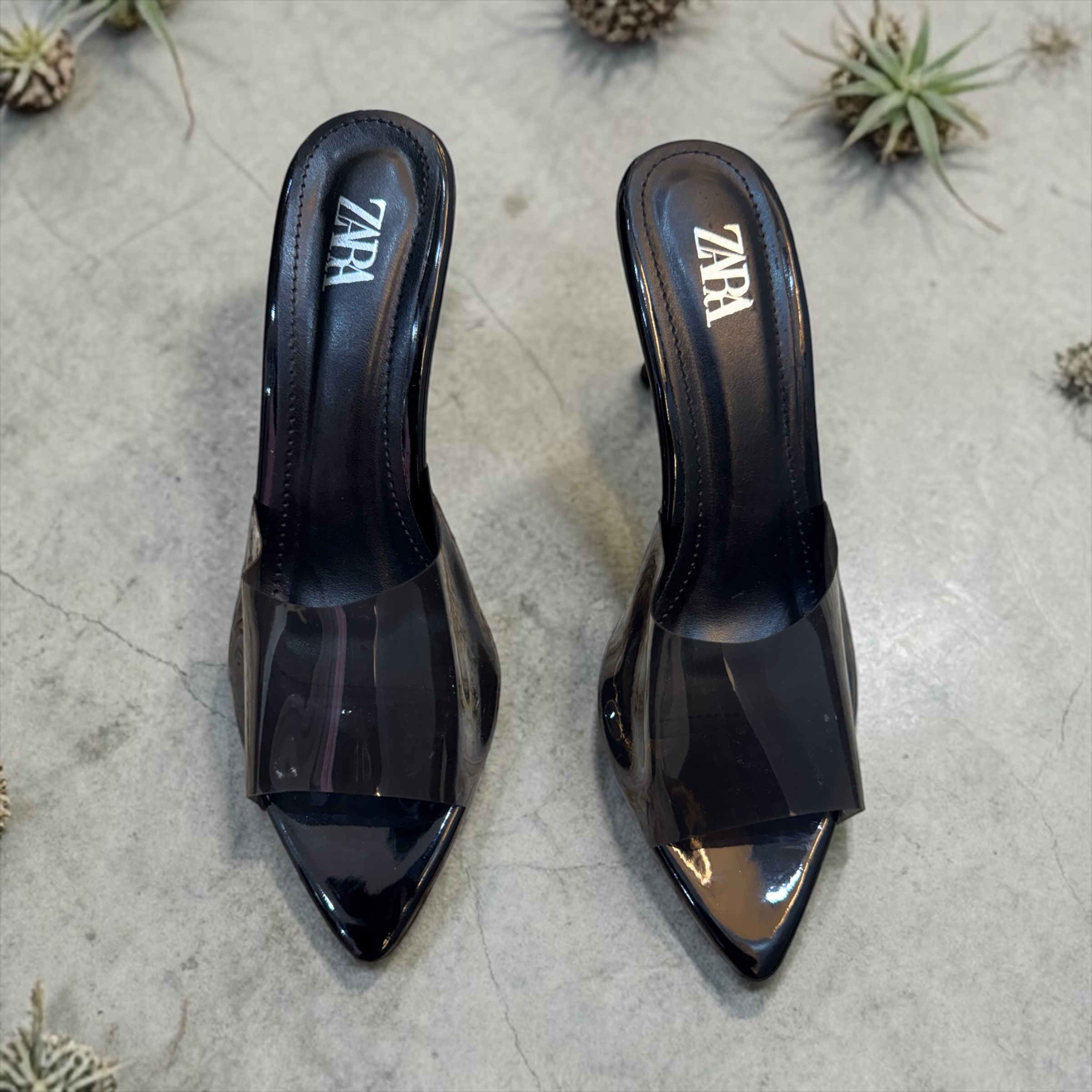 ZARA Glossy Pointed Mules