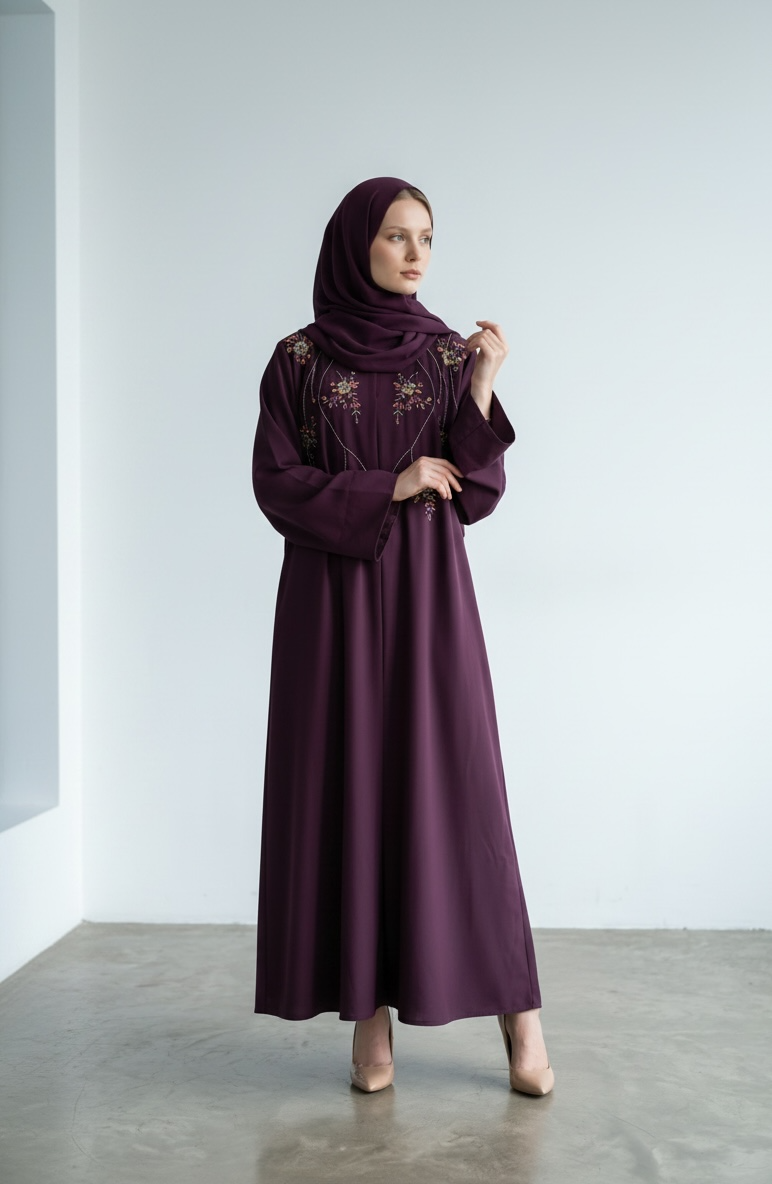 Sophisticated Floral Yoke Abaya